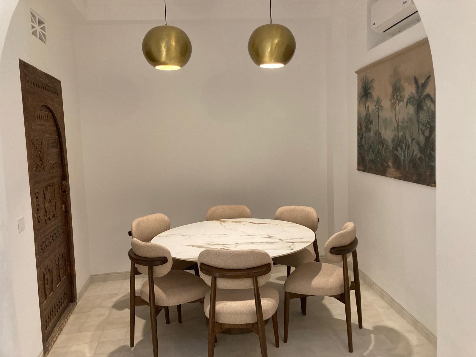 Salle à manger 1